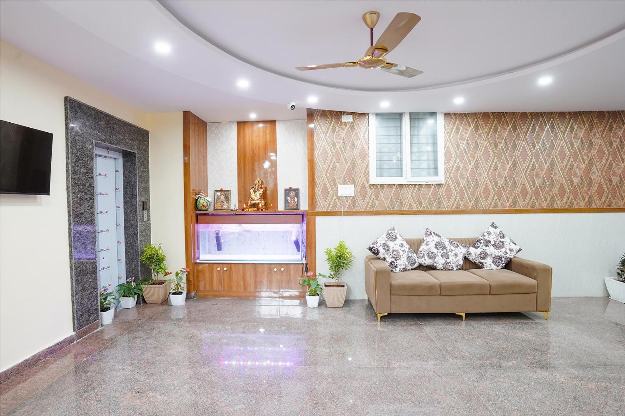 Fabhotel Platinum Palace - Nr Magadi Main Road Bangalore Exterior foto